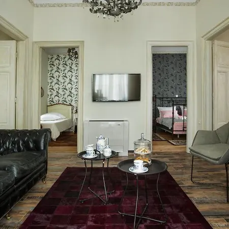 #Classicvillas, Luxurious Historic Villa