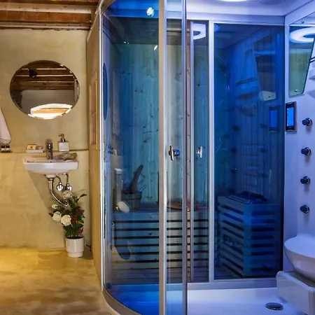 #Classicvillas, Luxurious Historic Villa